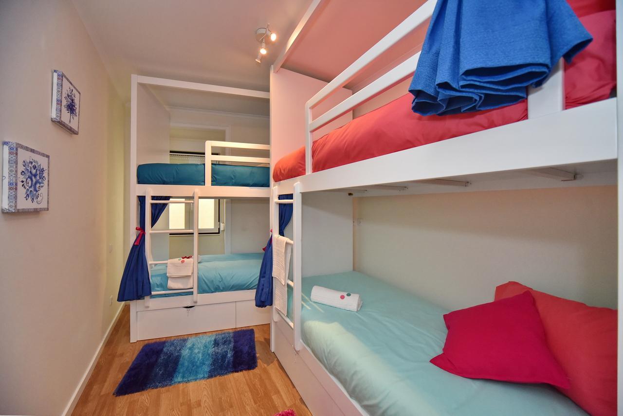 Train Lisbon Hostel Bagian luar foto